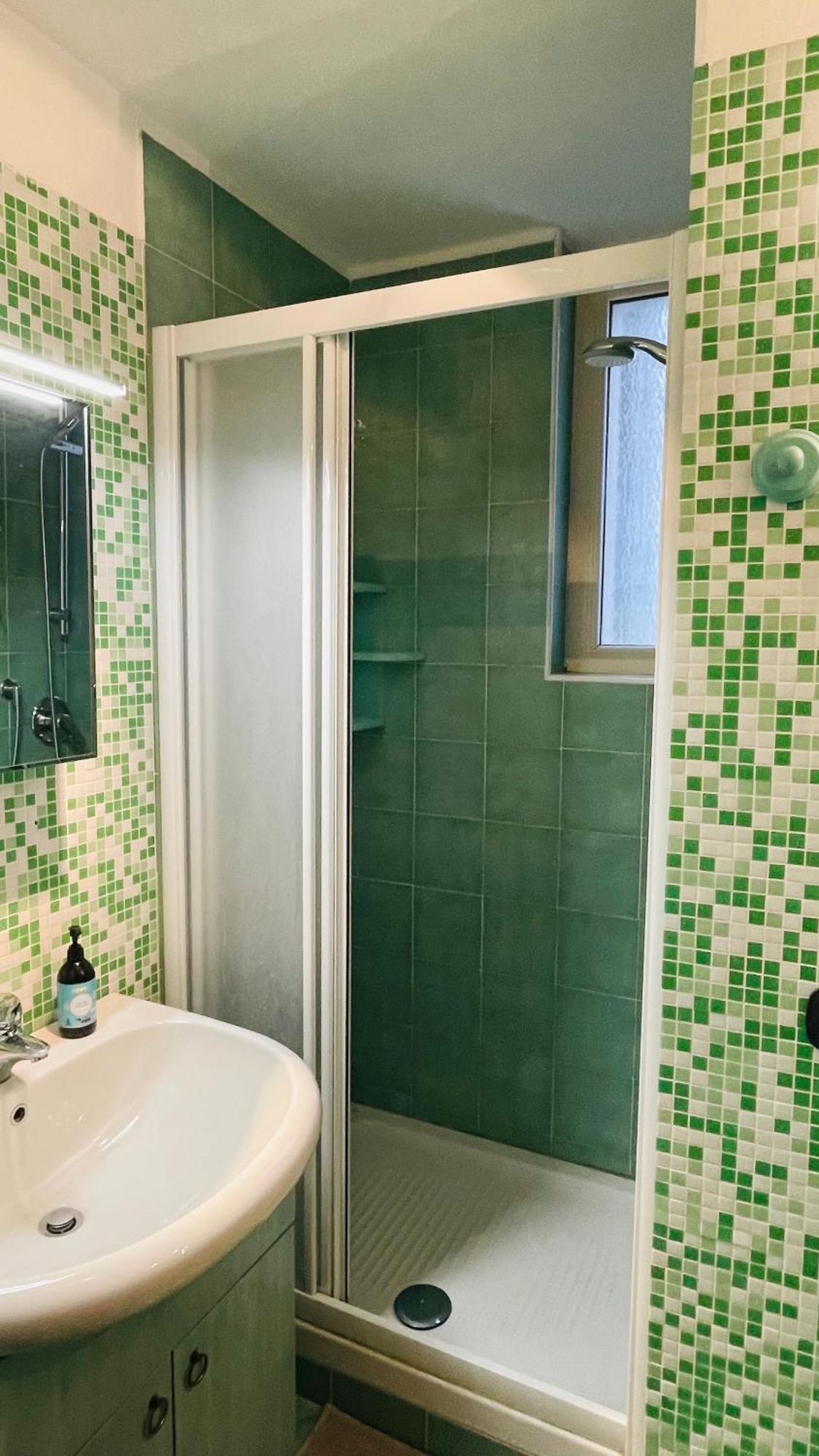 Charming Flat, Central And Close To Metro Milão Exterior foto